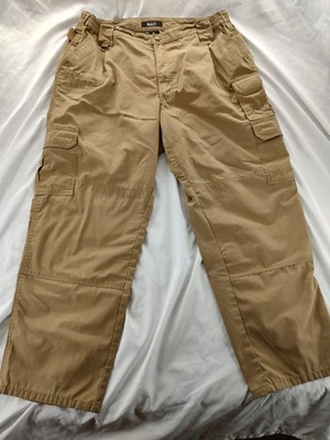 Pantalones tácticos 511 para hombre talla 38X30 con L caqui trabajo 5,11 estilo carga 74273 Foto 1 de 4