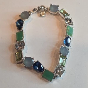 NINE WEST HANG TAG AQUA WHITE BLUE RHINESTONE FASHION BRACELET 7" - Picture 1 of 8