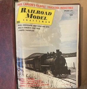 RAILROAD MODEL CRAFTSMAN MAGAZINE, JANUARY 1971 -DECEMBER. 12 COPIES. BINDER. - Picture 1 of 2