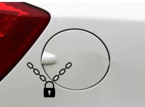 Tankdeckel Aufkleber Kette mit Schloss Fun Sticker 10 x 8 cm PKW Car Styling - Bild 1 von 3