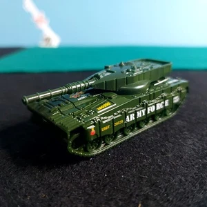 Die-Cast Battle Tank Army Green Military Battle Tank Toy Collectible - Picture 1 of 5