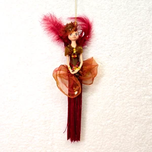 Vintage Glamour Kitty Tassel Fashion By Momo Collectible Ornament - Picture 1 of 9