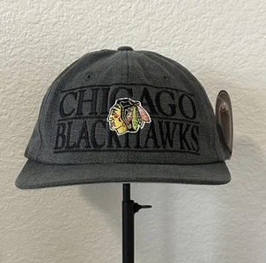DE COLECCIÓN Chicago Blackhawks Gorra Snapback Talla Adulto NUEVO CON ETIQUETAS NHL Hockey Hombres Años 90 - Imagen 1 de 9