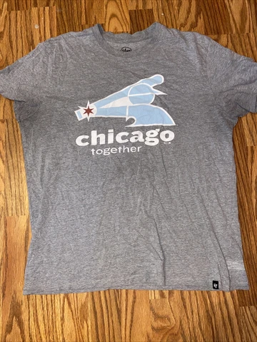 Mens Size Large 47 Brand Chicago White Sox Chicago Flag Logo T Shirt 1983 Logo Cover