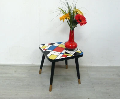 Mesa auxiliar cuadrada años 50 60, patrón estilo Mondrian alemana mediados de siglo moderna Foto 1 de 3