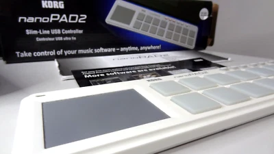 KORG nanoPAD2 Slim-Line USB MIDI Controller [White] Usato-Ottime Condizioni - Immagine 1 di 4