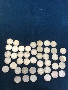 JOBLOT Of 44 Silver 3 pence pieces - Dating 1894-1943 - Picture 1 of 5