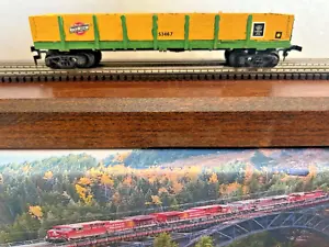 CHICAGO NORTHWESTERN - WOOD SIDE GONDOLA with LOAD - HO SCALE - RTR DISPLAY - Picture 1 of 4