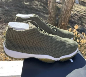 Nike Air Jordan Future Iguana Green taglia 10,5 bianche QS tessuto con ricevuta oliva - Foto 1 di 9