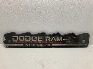 Engine Valve Cover Top Plate Trim Dodge Ram Cummins - Picture 1 of 2
