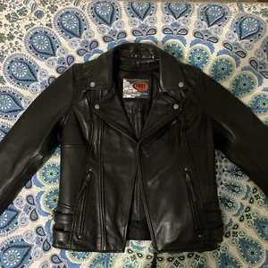 First Classics Leather Biker Jacket Black Fitted Asymmetrical Women’s S - Picture 1 of 8