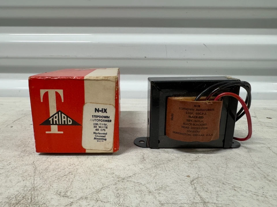 Triad N-IX Stepdown Autoformer 230V. to 115 V. 150V.A 50Watt - Image 1 of 4