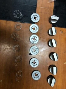 6 SET Knobs Hotpoint HDM67G0C2CB Gas Cooker - Picture 1 of 2
