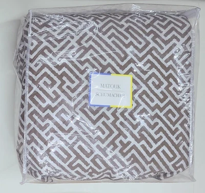 Matouk Schumacher MSC058 Gabriel King Quilt Mocha 500 Thread Count - Image 1 of 4