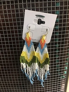 multicolored tassel earrings, very light weight 4 inches long - Bild 1 von 2