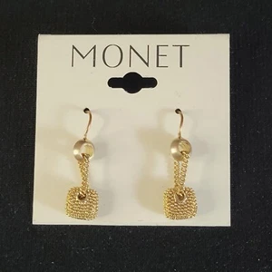 Monet Golden Earings Filigree Mesh Gold Tone Drop Pierced Earrings NWT On Card - Picture 1 of 4
