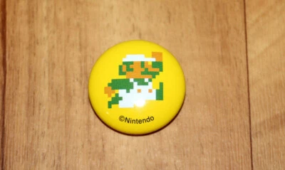 Super Mario Maker Rare Button/Badge Nintendo 3DS Wii U  - Image 1 of 4