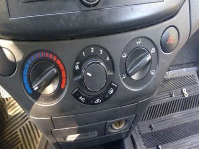 Control de temperatura CA compatible con 07-11 AVEO 3596147 Foto 1 de 4