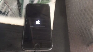 Apple iPhone 6 32gb - Foto 1 di 5