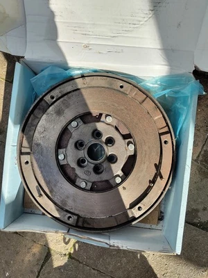 Schaeffler LuK Flywheel 415 0244 10 - Image 1 of 4