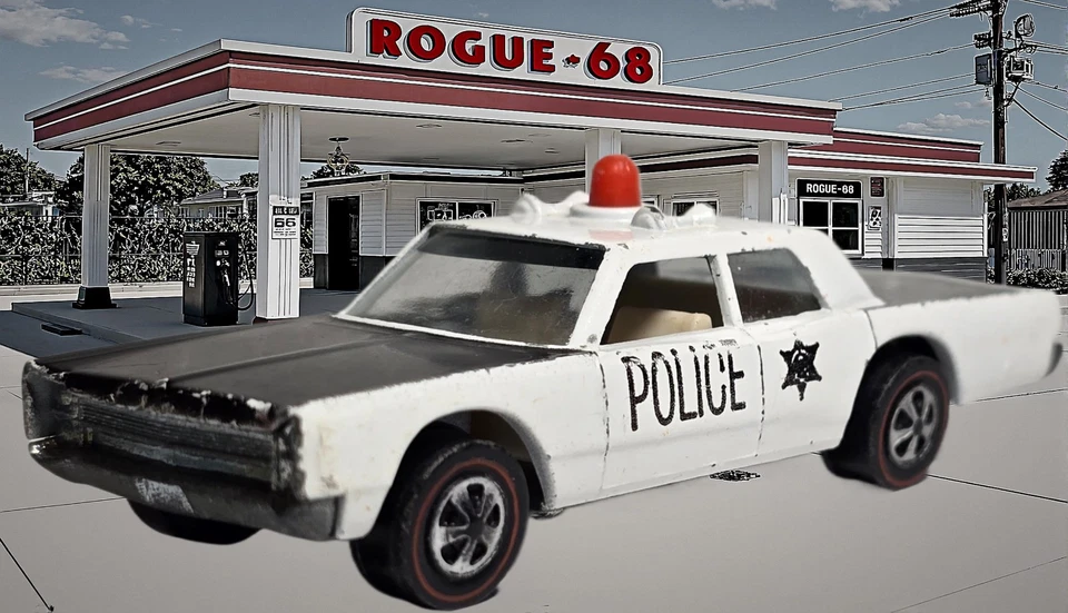 Vintage Hot Wheels Redlines Custom Police Cruiser, White 1969, USA, Opaque Siren - Image 1 of 4