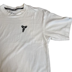 15A - Herren Xs All White Nike Loose Fit Mamba Mentality Tee - Bild 1 von 7