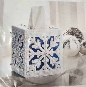Mary Maxim Snowy Winter Tissue Box Cover Plastic Canvas Kit 26226 Darice Sealed - Picture 1 of 4