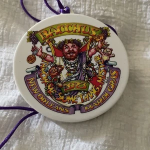 2023 Krewe Of Bacchus Light Up Throw Me Something Mister  Mardi Gras - Picture 1 of 4