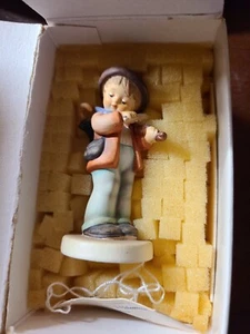 Vtg. 3" 1984 Goebel Hummel "Little Fiddler" Figurine #2 4/0 Mint - Picture 1 of 3