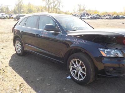 Used Air Cleaner Assembly fits: 2011  Audi q5 2.0 Grade A - Image 1 of 4