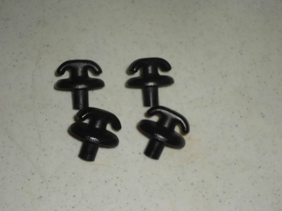 4 tuercas de red de carga para maletero Cadillac DTS CTS Deville nuevas OEM (2 pares) '00-'14 Foto 1 de 1