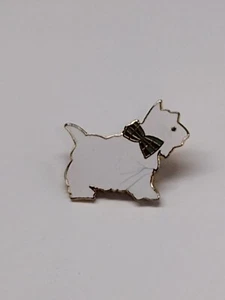 Pin de solapa pequeño esmaltado para pajarita blanca para perro - Imagen 1 de 6