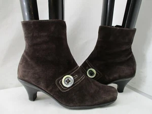 La Canadienne Brown Suede Leather Zip Ankle Boots Womens Size 9 M Style 13926 - Picture 1 of 9