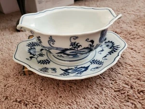 Vintage Blue Danube Gravy Boat With Attached Tray - Picture 1 of 5