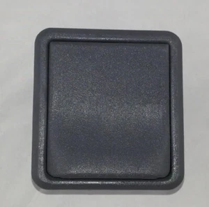 Front Center Ash Tray Ashtray Mitsubshi Pajero Montero Shogun V31 V32 V33 V43 - Picture 1 of 3