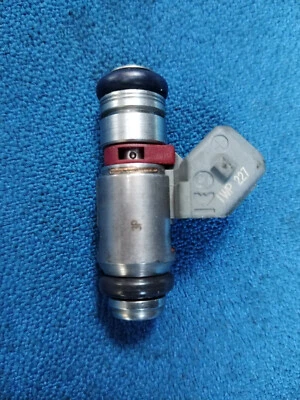 INYECTOR DE COMBUSTIBLE DUCATI HYPERMOTARD 821 HYPERSTRADA Foto 1 de 4