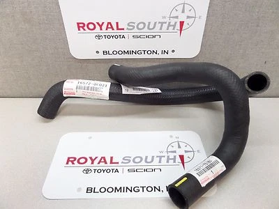 Mangueras de radiador y termostato Toyota Tacoma 96-04 2,7 L MT originales OEM Foto 1 de 3