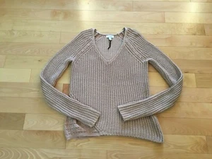 Maglione pullover scollo a V Calvin Klein rosa champagne dettagli pizzo taglia small nuovo senza etichette - Foto 1 di 10