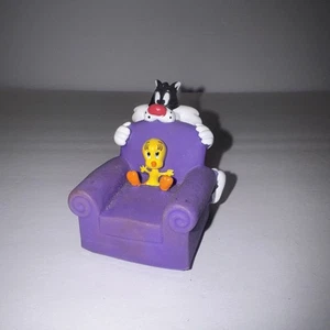 Hardees Carl's Jr Cool Kids Sylvester & Tweety Runaway Chair 1998 Spielzeug - Bild 1 von 3