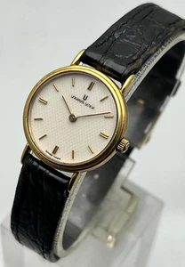Universal Geneve 516.715 18k Gold Textured Dial Elegant Womens Wrist Watch 1985 - Picture 1 of 13