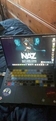 Apple MacBook Air 13 in 2022 Midnight/Apple M2 3.49 GHz, 256 GB 8 GB 8-Core - Image 1 of 3