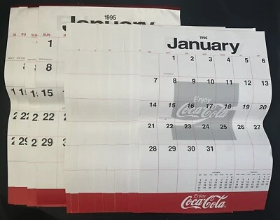 Винтажный лот из 14 настенных календарей Coco-Cola Coke 1995 и 1996 годов большой бумажный календарь - Изображение 1 из 3