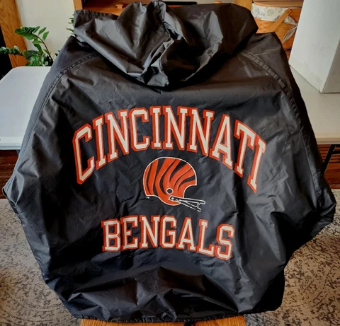 Vintage 80's Cincinnati Bengals Champion Stadium Jacket- L Cover