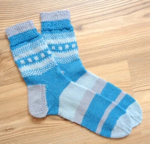 Wollsocken Handarbeit, Socken Gr. 39/40 Sockenwolle NEU - Bild 1 von 2