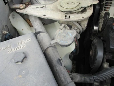 Depósito de lavado compatible con 97-04 SILHOUETTE 1705908 Foto 1 de 4