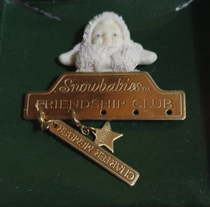 Dept 56 Snowbabies 1998 Bisque Friendship Club Pin w 2 Charms - Picture 1 of 3