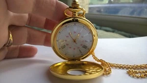 SUPERBE  MONTRE  A  QUARTZ  VINTAGE  NEUVE  - UN  CADEAU  ORIGINAL POUR  NOEL ? - Imagen 1 de 8