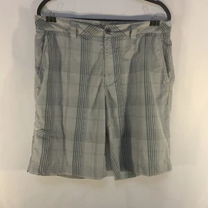 Columbia Chino Shorts Mens Size 34 Gray Plaid Nylon Flat Front Outdoor #771 - Picture 1 of 13
