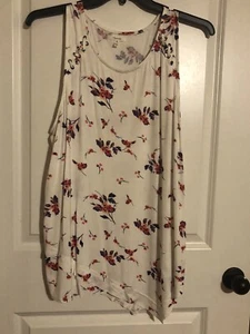 Maurices XXL Womens White Tank W/Pink & Blue Floral Pattern Handkerchief Hem - Picture 1 of 11