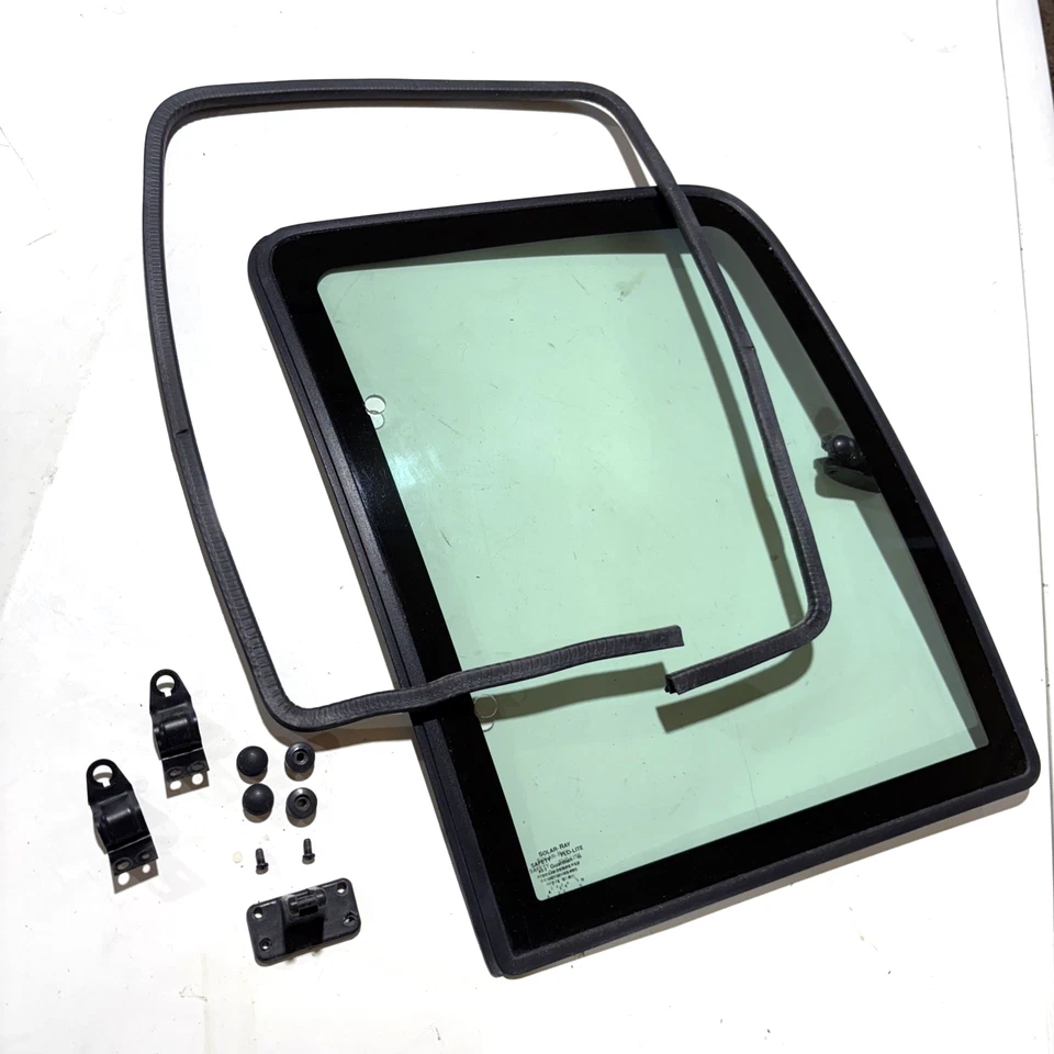 Chevrolet C1500 (GMC) 1988-1998 LH cuarto ventana de ventilación de vidrio (lado del conductor) OEM Foto 1 de 4